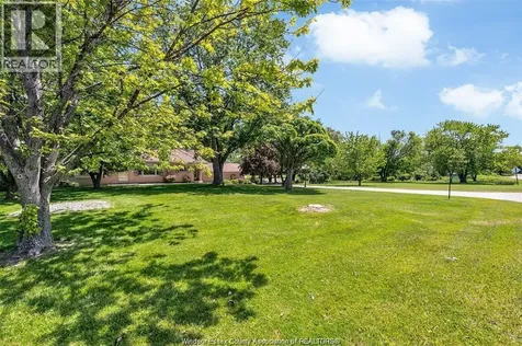 224 West Pike Creek Lakeshore ON N8N 2L9