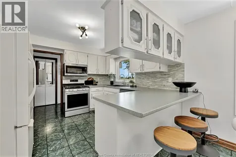 224 West Pike Creek Lakeshore ON N8N 2L9
