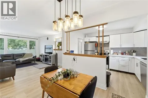 133 Kingslea Drive Hamilton ON L8T 4A7