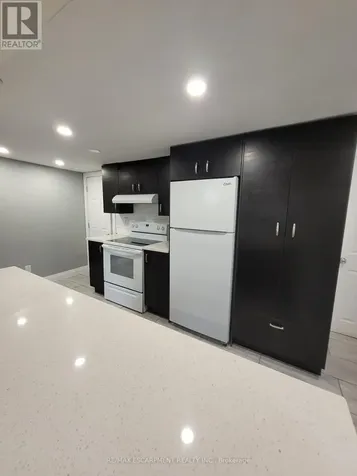 76 Glenview Avenue Cambridge ON N1R 2W2