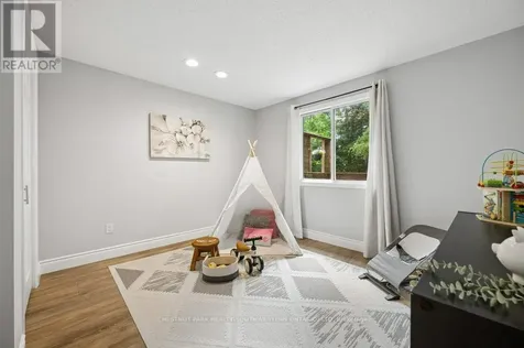 530 Penny Lane Waterloo ON N2T 2L2