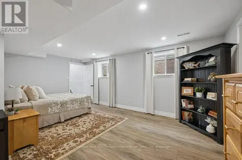 530 Penny Lane Waterloo ON N2T 2L2
