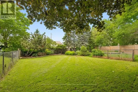 530 Penny Lane Waterloo ON N2T 2L2