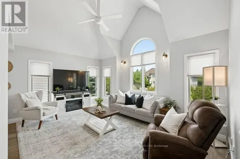 530 Penny Lane Waterloo ON N2T 2L2