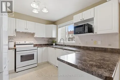 1073 Brasseur Crescent Ottawa ON K4A 5A1