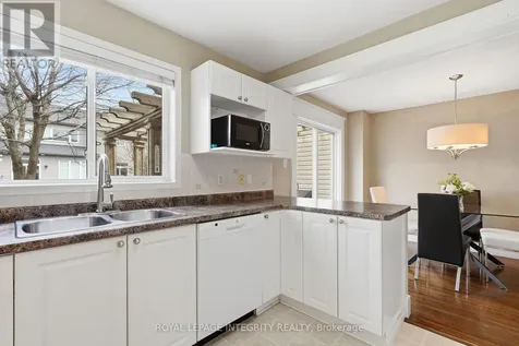 1073 Brasseur Crescent Ottawa ON K4A 5A1