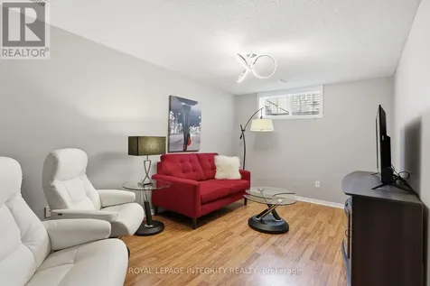 1073 Brasseur Crescent Ottawa ON K4A 5A1