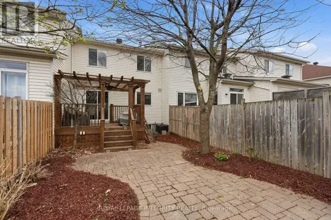 1073 Brasseur Crescent Ottawa ON K4A 5A1