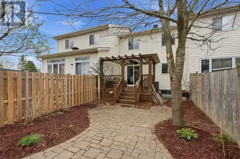 1073 Brasseur Crescent Ottawa ON K4A 5A1