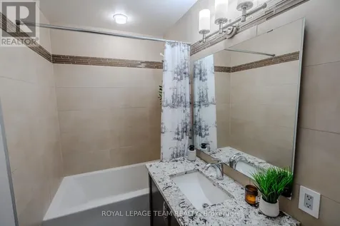 327 Breezehill Avenue South Ottawa ON K1Y 1R6