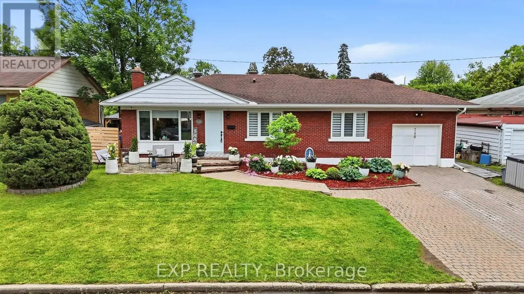 748 Weston Drive Ottawa ON K1G 1W2