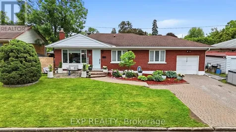 748 Weston Drive Ottawa ON K1G 1W2