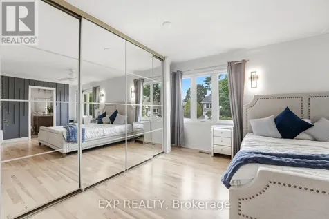 748 Weston Drive Ottawa ON K1G 1W2