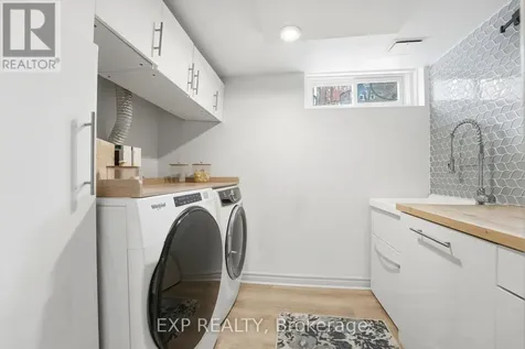 748 Weston Drive Ottawa ON K1G 1W2