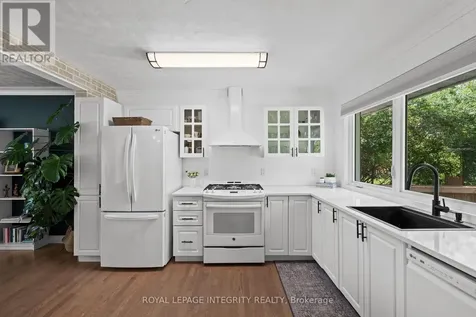 48 Dunham Street Ottawa ON K1J 7L8