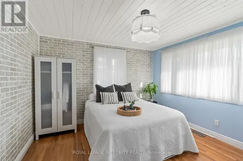 48 Dunham Street Ottawa ON K1J 7L8