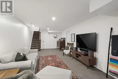 310 Fergus Crescent Ottawa ON K2J 5S4