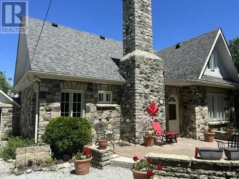 150 Queen Street Manitowaning ON P0P 1N0
