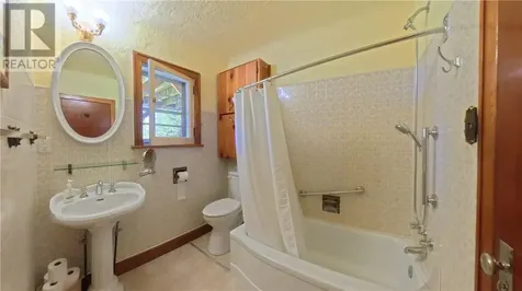 150 Queen Street Manitowaning ON P0P 1N0