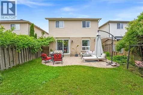 925 Copper Leaf Crescent Kitchener ON N2E 3W1