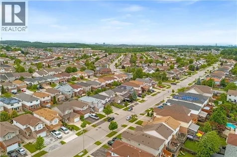 925 Copper Leaf Crescent Kitchener ON N2E 3W1