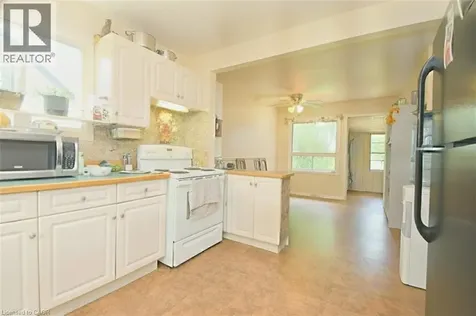 7381 Airport Road East Glanbrook ON L0R 1W0