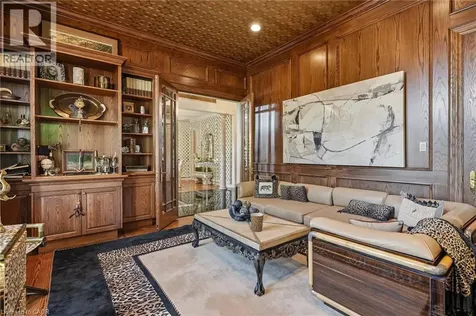 1111 Crofton Way Burlington ON L7P 4X1