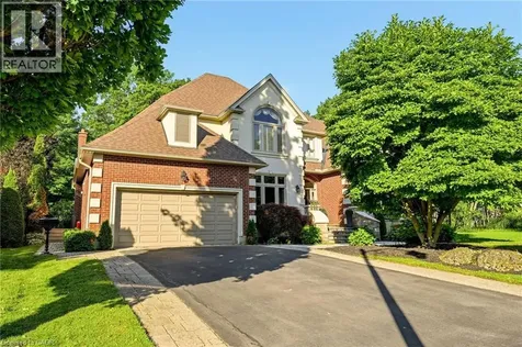 1111 Crofton Way Burlington ON L7P 4X1
