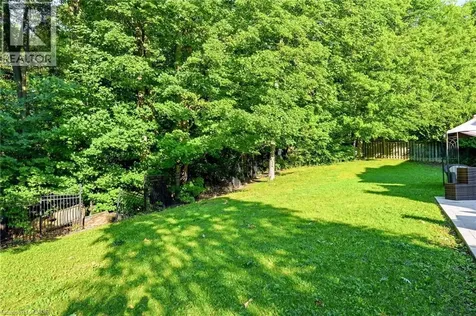 1111 Crofton Way Burlington ON L7P 4X1
