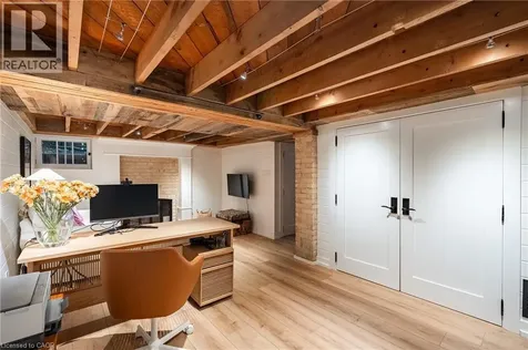 32 Park Avenue Oakville ON L6J 3X8