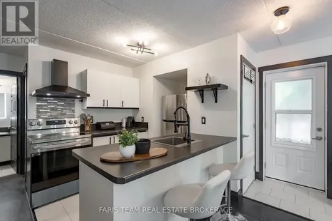 23 Dawson Drive Collingwood ON L9Y 5B4