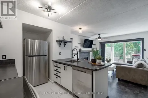 23 Dawson Drive Collingwood ON L9Y 5B4
