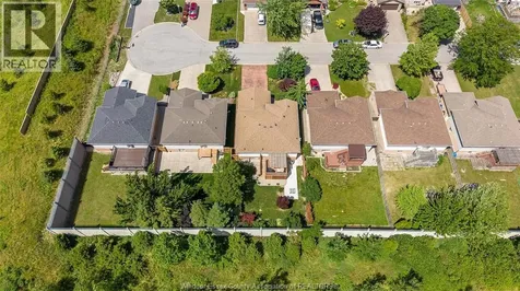 647 Alpenrose Court Windsor ON N9G 2X7