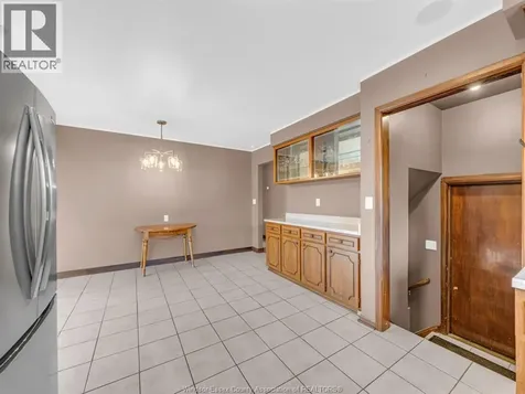 424 Laporte Avenue Windsor ON N8S 3R2