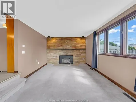 424 Laporte Avenue Windsor ON N8S 3R2