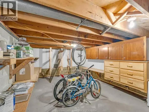 424 Laporte Avenue Windsor ON N8S 3R2