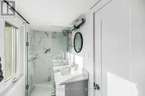 100 Green Mountain Road East Hamilton ON L8J 2W4