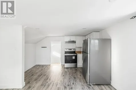 100 Green Mountain Road East Hamilton ON L8J 2W4