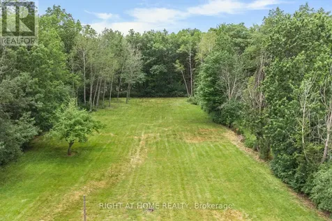 100 Green Mountain Road East Hamilton ON L8J 2W4