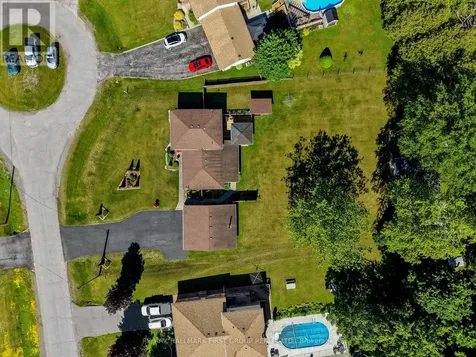8266 Albert Court Hamilton Township ON K9A 4J7