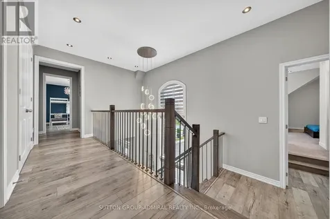 187 Trail Boulevard Springwater ON L9X 1A8