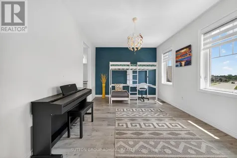 187 Trail Boulevard Springwater ON L9X 1A8