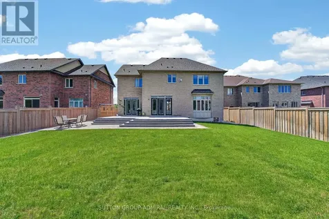 187 Trail Boulevard Springwater ON L9X 1A8