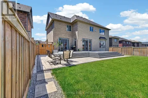 187 Trail Boulevard Springwater ON L9X 1A8