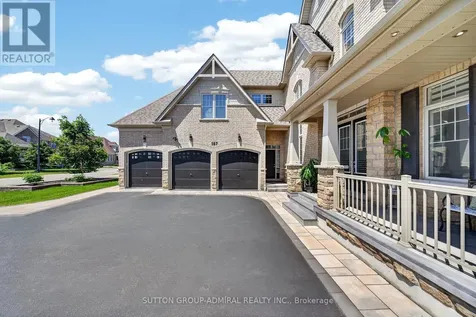 187 Trail Boulevard Springwater ON L9X 1A8