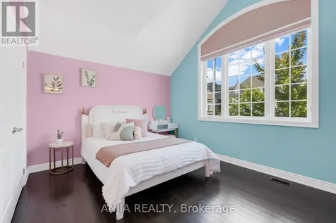 9 Mario Avenue Markham (cachet) ON L6C 0X8