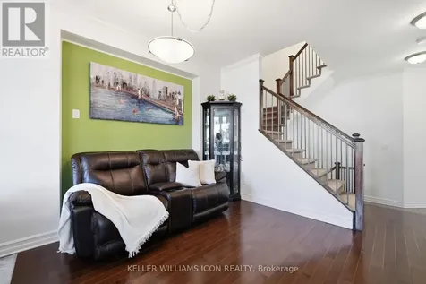 145 Abetti Ridge Ottawa ON K2J 0Y7