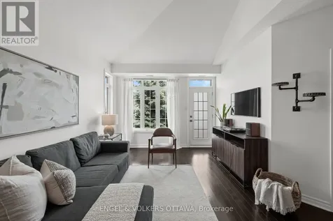 362 Royal Fern Way Ottawa ON K1V 2K6