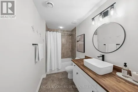 362 Royal Fern Way Ottawa ON K1V 2K6