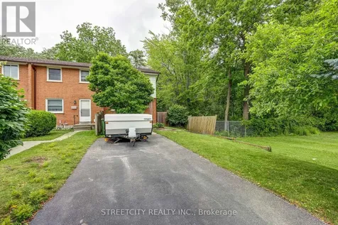 81 Parkside Drive St. Thomas ON N5R 3V1